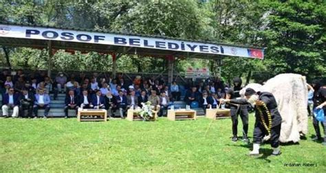  Krut Sema: Renkli İpeklerin Şöleni ve Tanrıça'nın Yansıması